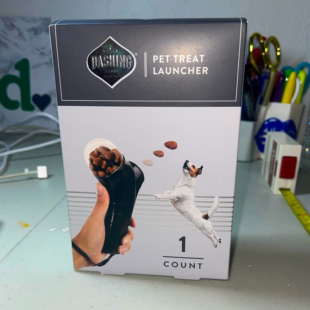 Pet Treat Launcher
